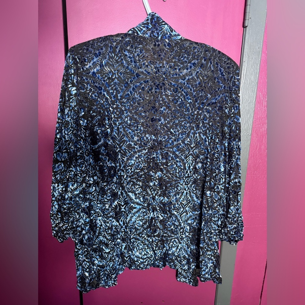 Tanjay Blue and Black Patterned Shirt and Shawl - Picture 4 of 8